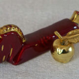 6 metal golden metal vintage apple