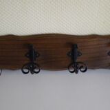 Wooden wall coat rack and its 4 wrought iron hangers, 60s