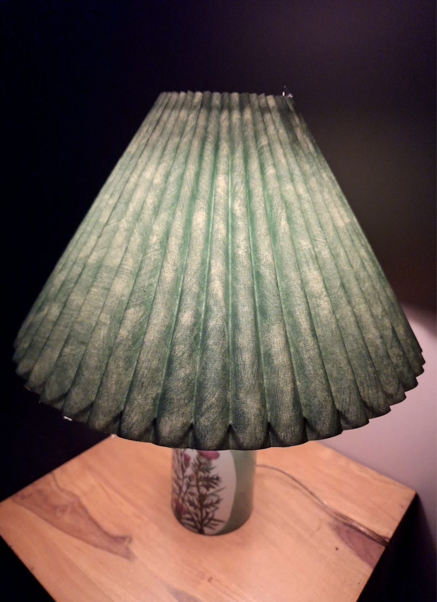 Vintage ceramic lamp, AK Kaiser, Germany, antique light fixture.