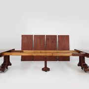 Extendable Antique English Dining Table in Victorian style, ca. 1830