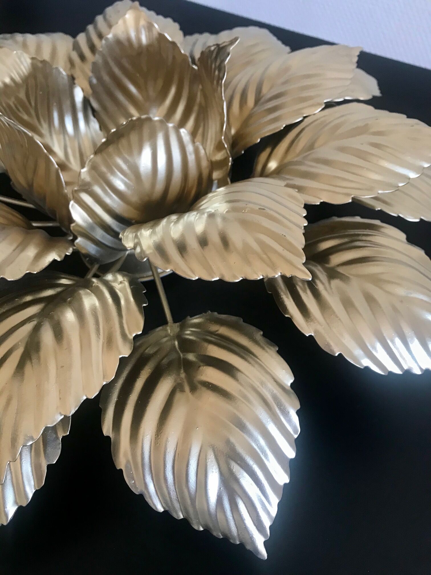 Masca golden flower applique