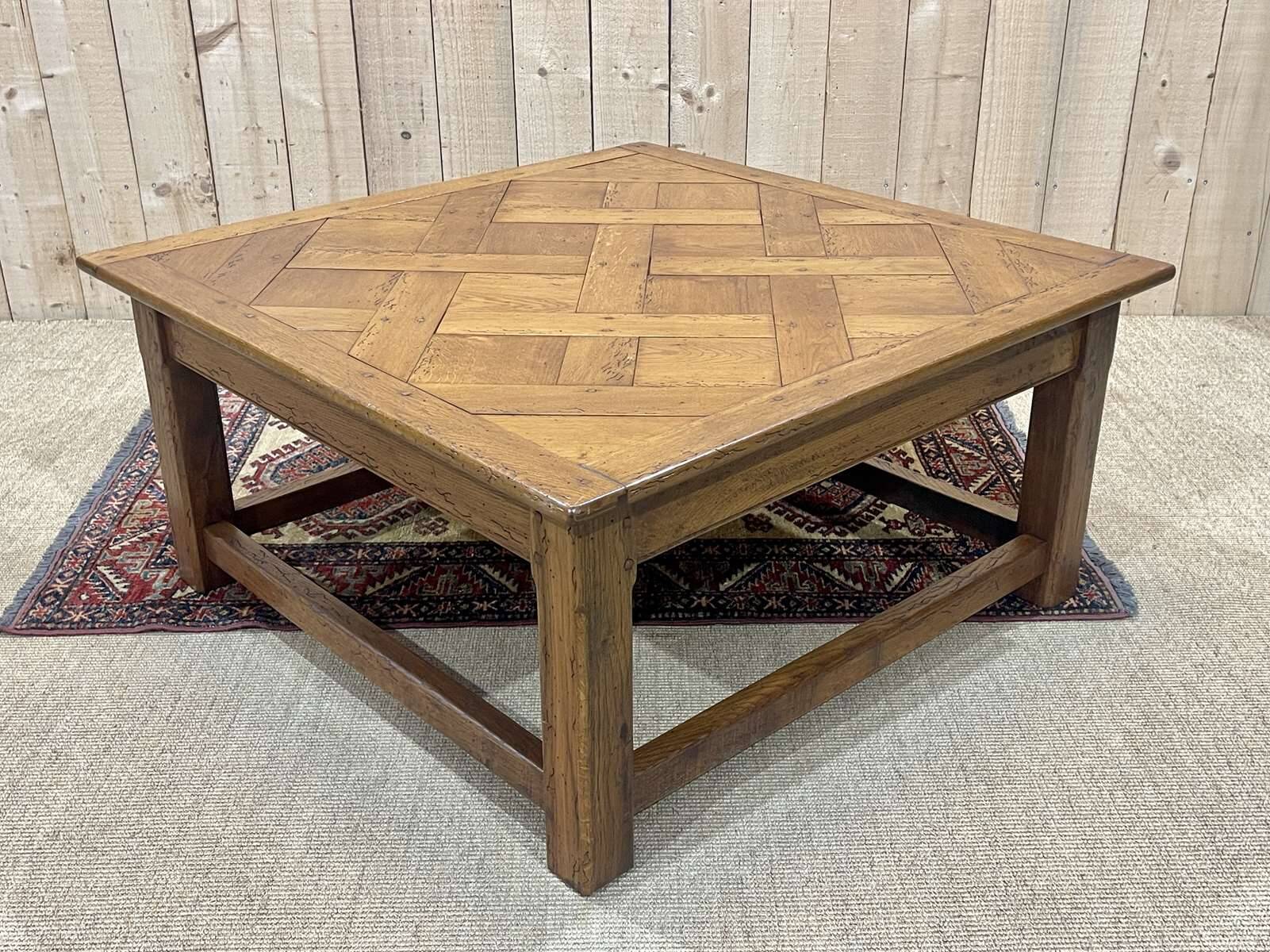Table basse en chêne des années 1950