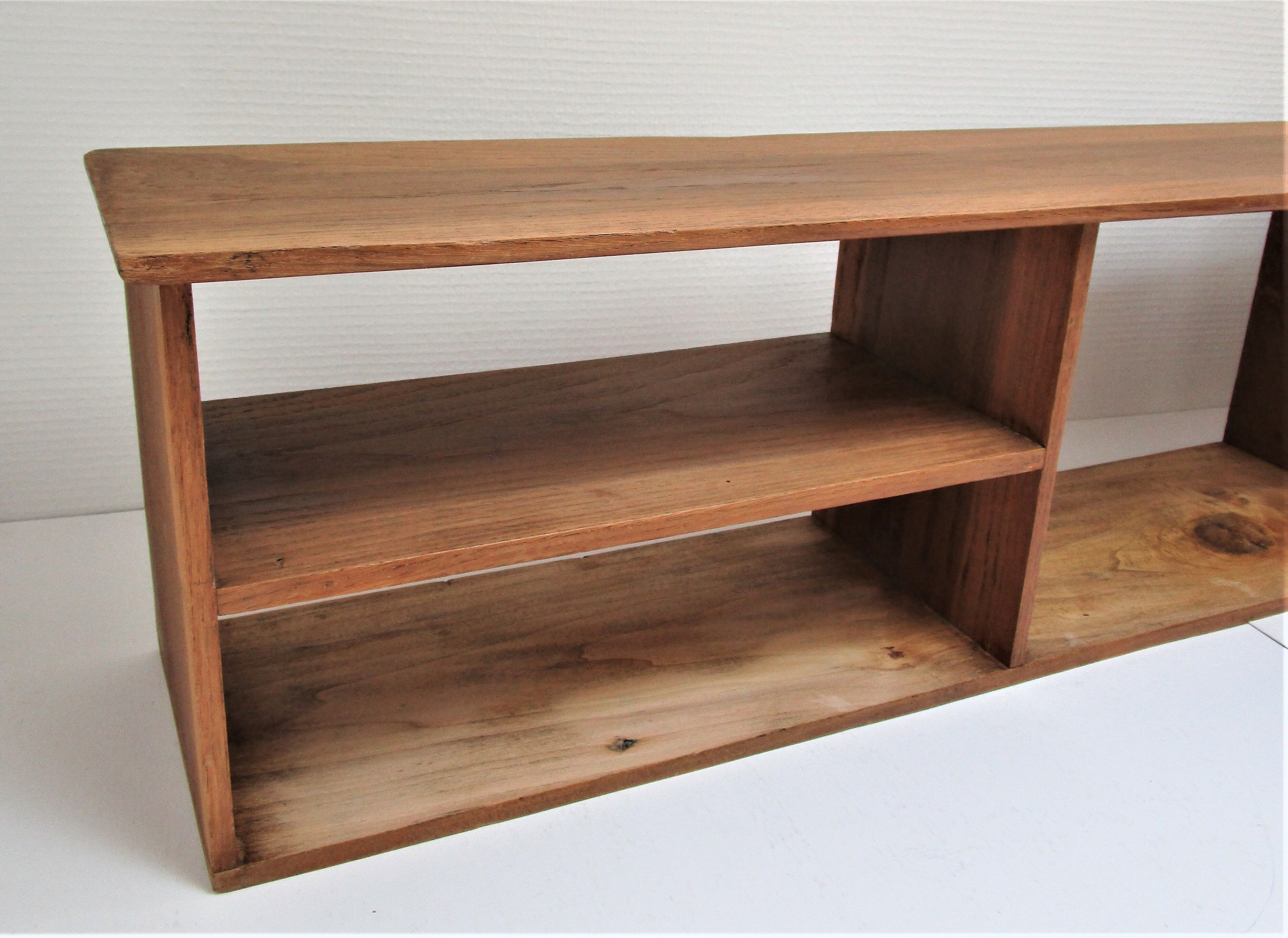 Shop display case shelf to lay in oak wood and old patinated pine