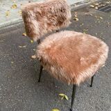 Chaise moumoute poilue beige rosé