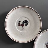 Pair of plates with rooster decor