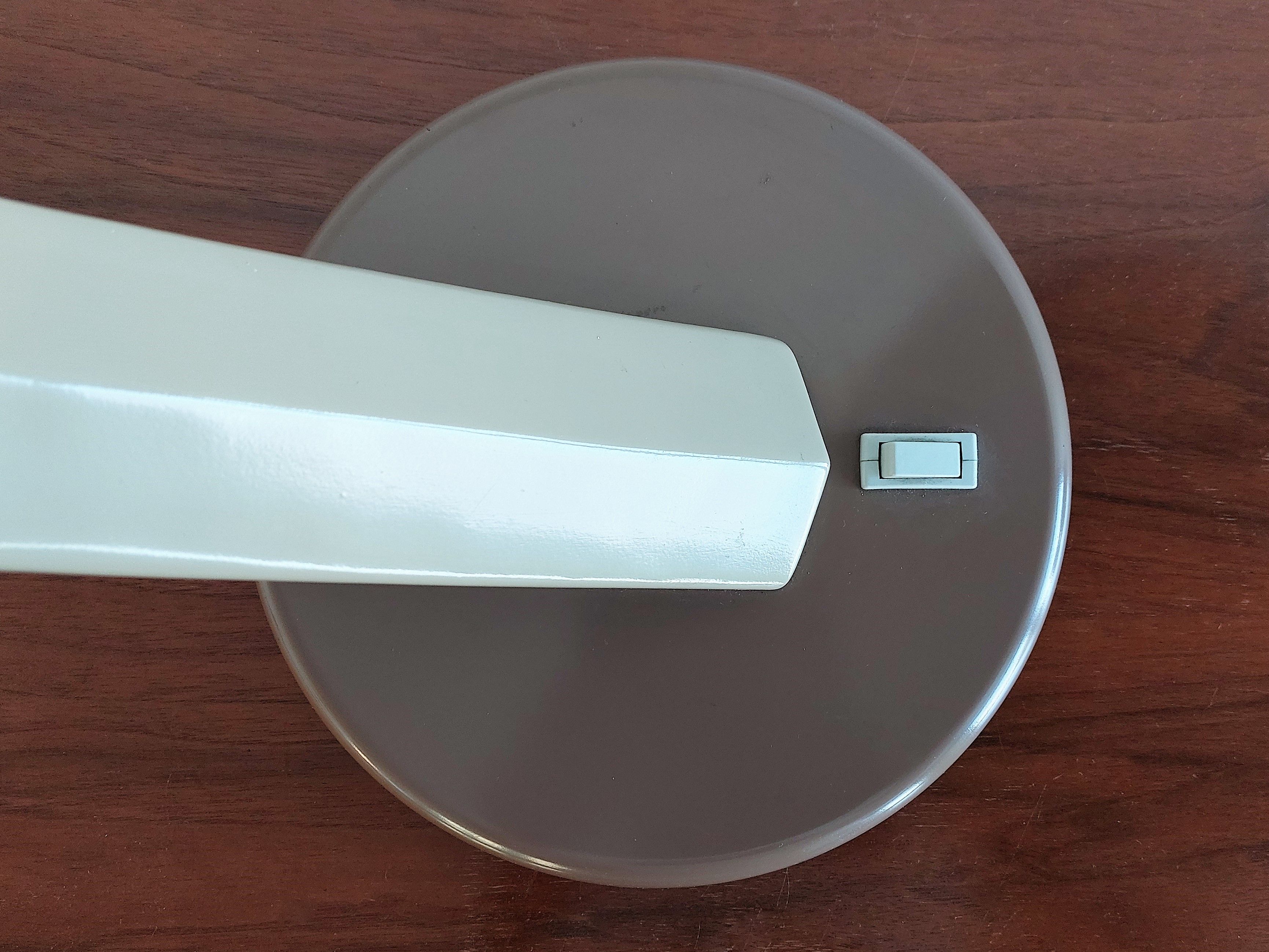 Boomerang 64 table lamp by Luis Pérez de la Oliva for Fase, Spain 1960's
