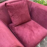 Velvet armchair, lipstick. (la redoute interieurs)