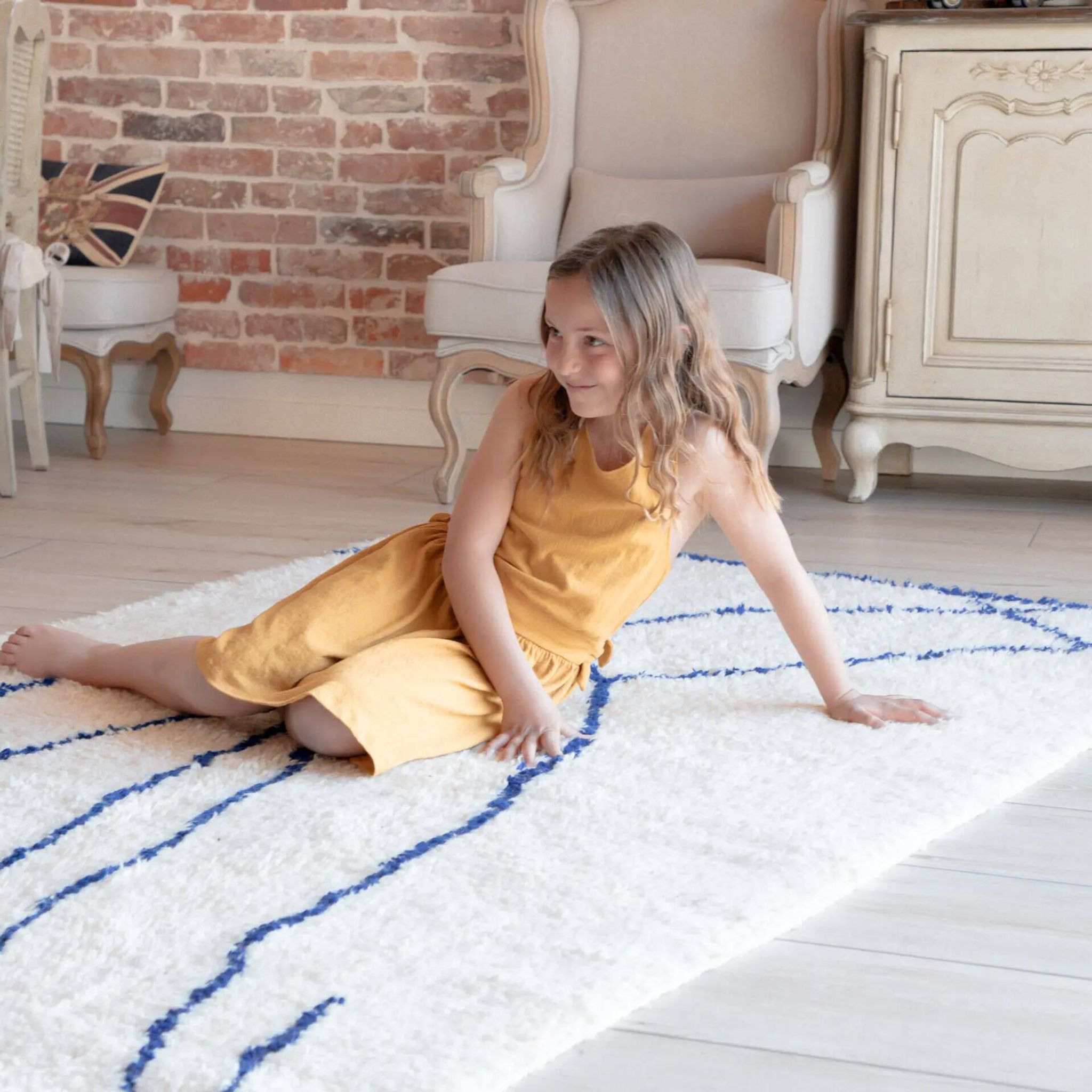 Tapis berbère Beni Ouarain blanc bleu