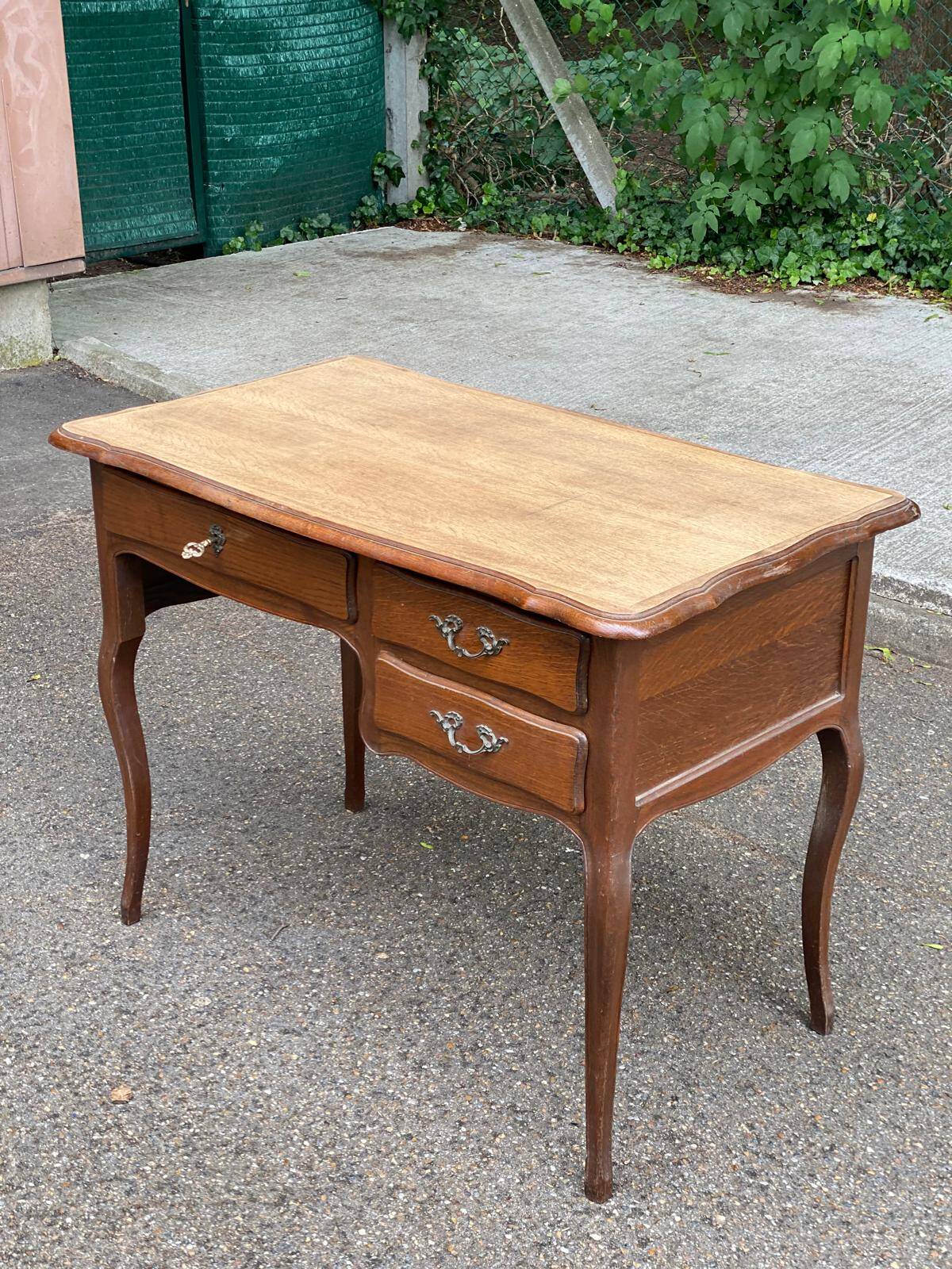 Louis XV oak centre or lady's desk