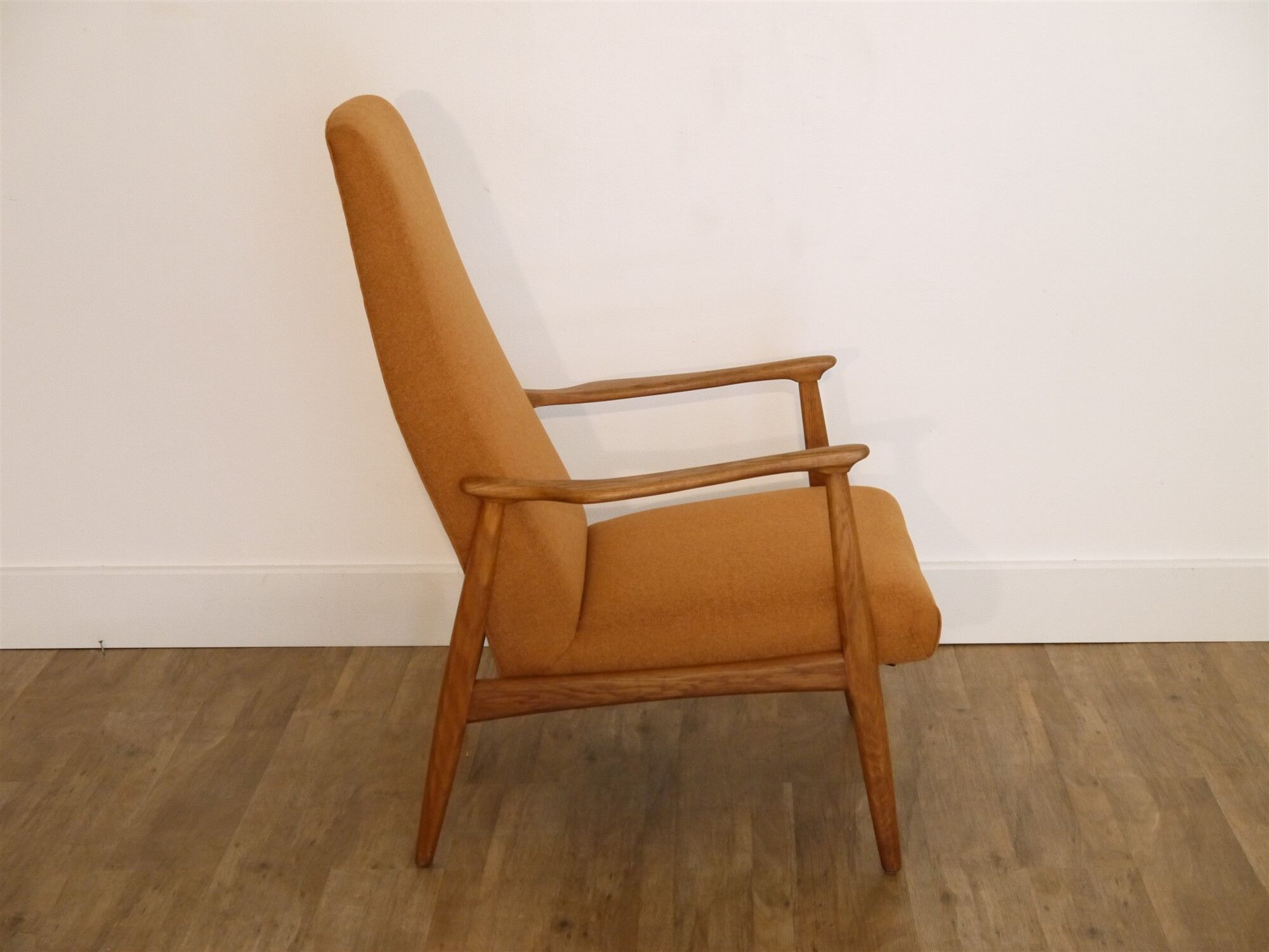 Scandinavian vintage chair in teak 1960