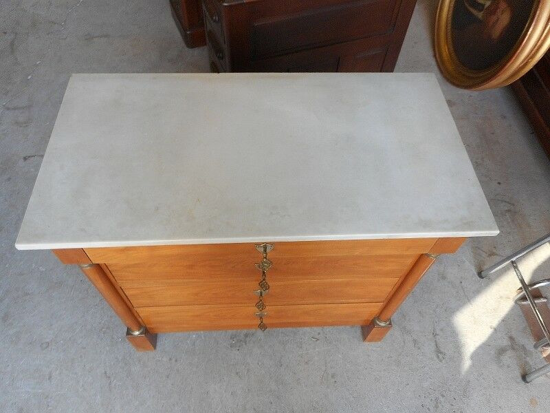 Empire dresser in cherry and white marble