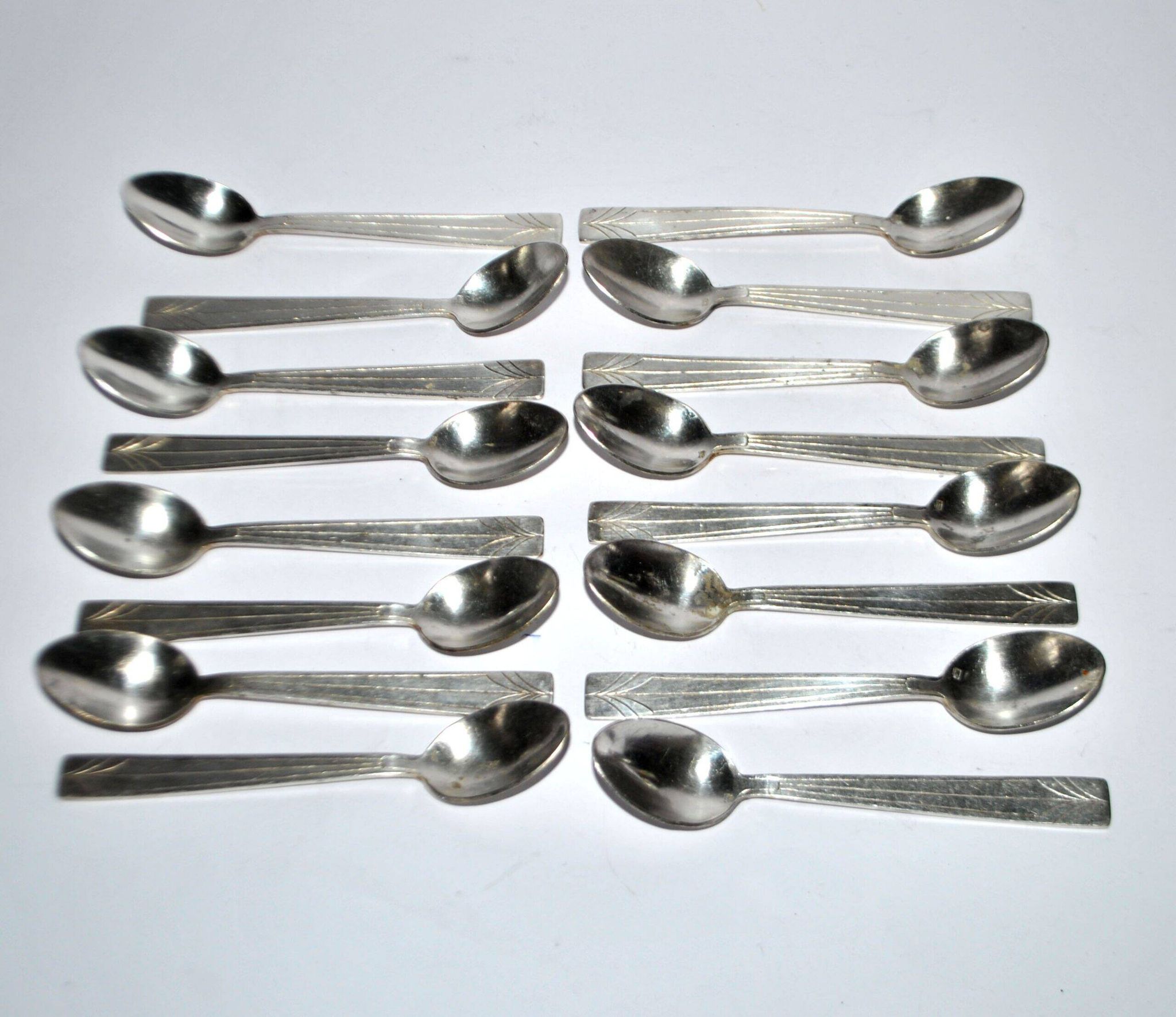 Set of 16 Art Deco silver-plated moka teaspoons 12 cm