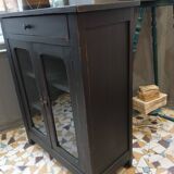 Parisian buffet revisited in black