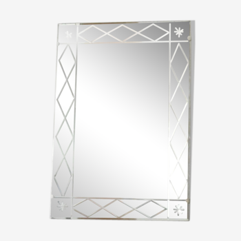 Bevelled and engraved mirror 60 / 42