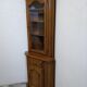 Vitrine d'angle