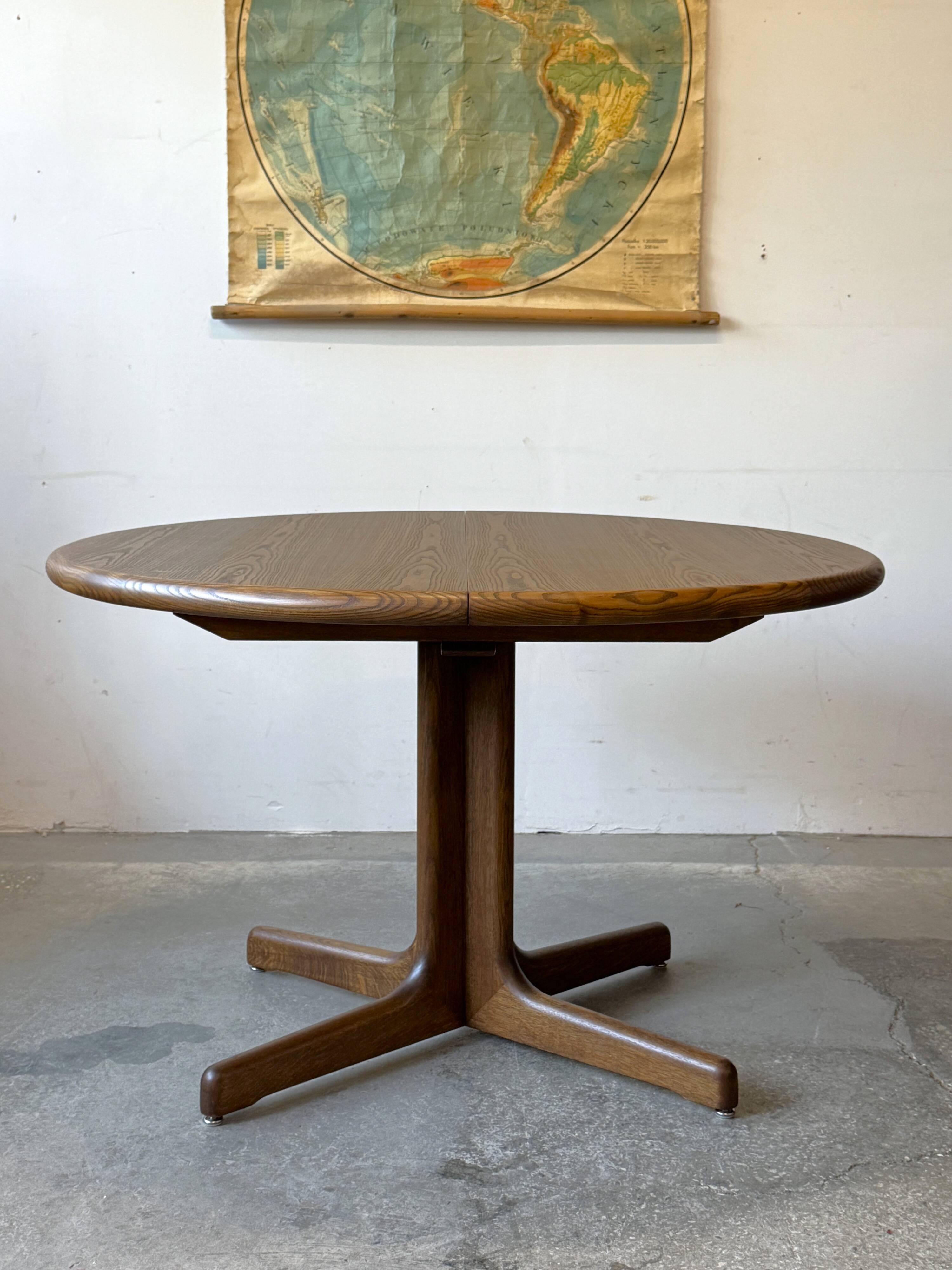 Extendable oak table, Lübke, Germany, 1960s/1970s, vintage