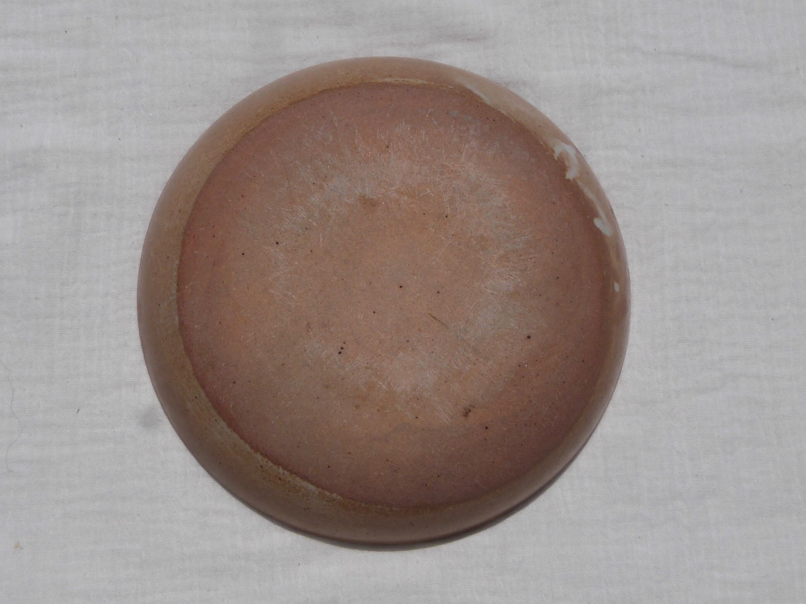 Set of 4 hollow sandstone plates