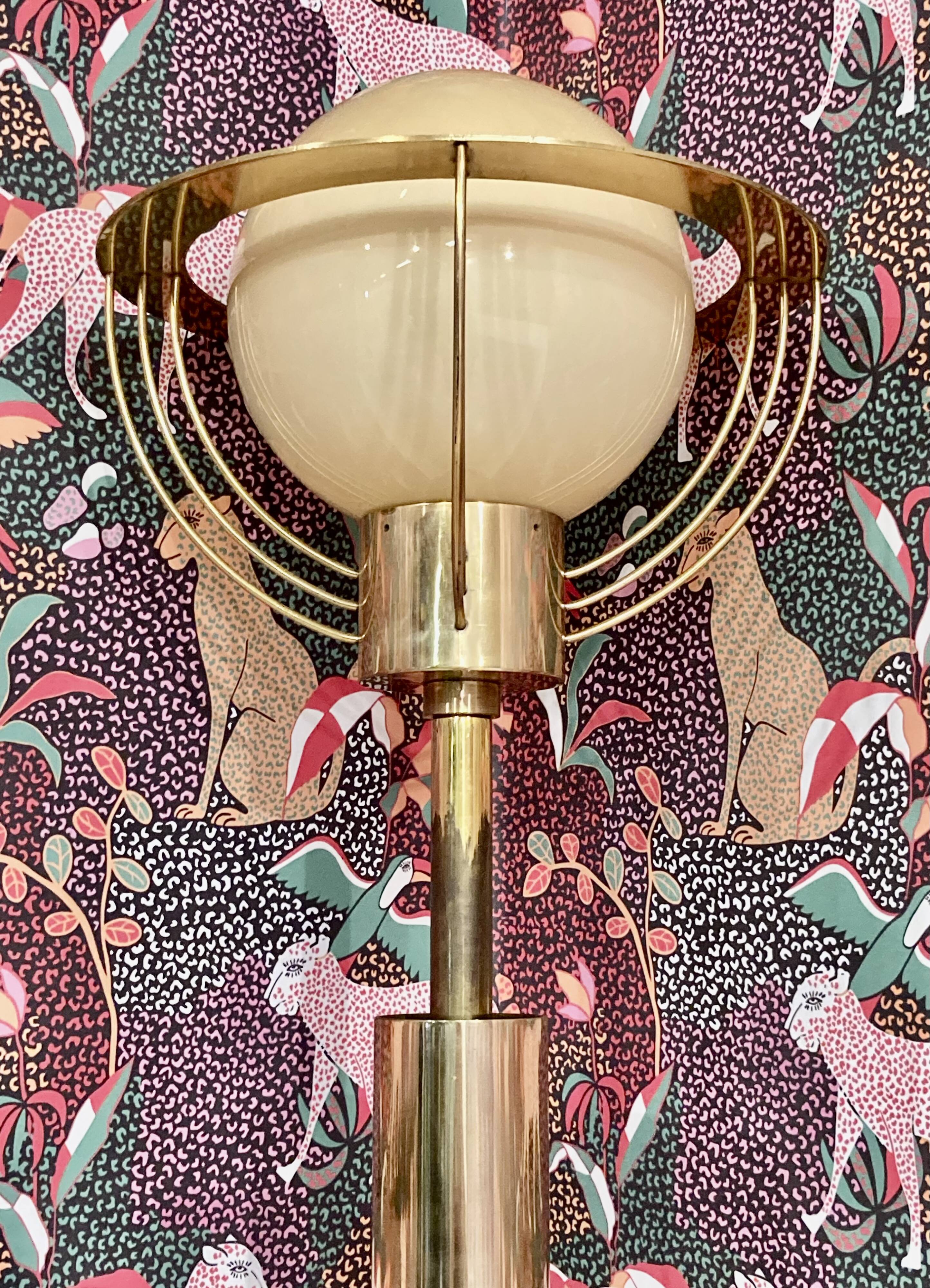 Lampadaire américain en verre et métal, 1950
