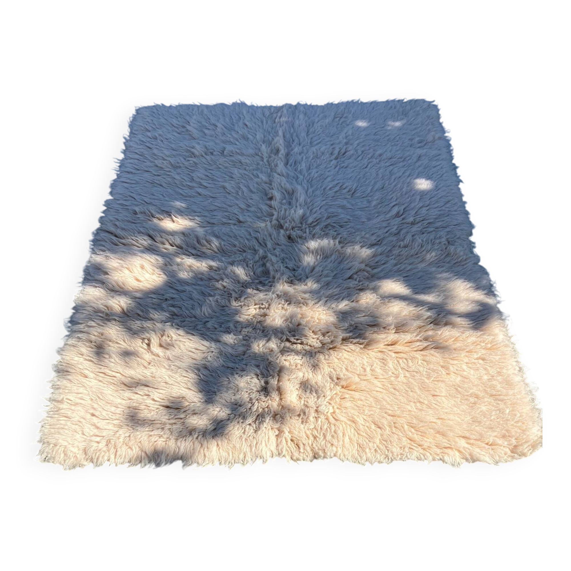 Flokati rug in virgin wool