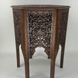 Table d’appoint 19ème siècle Birman sculpté à la main