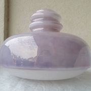 Suspension en verre violet