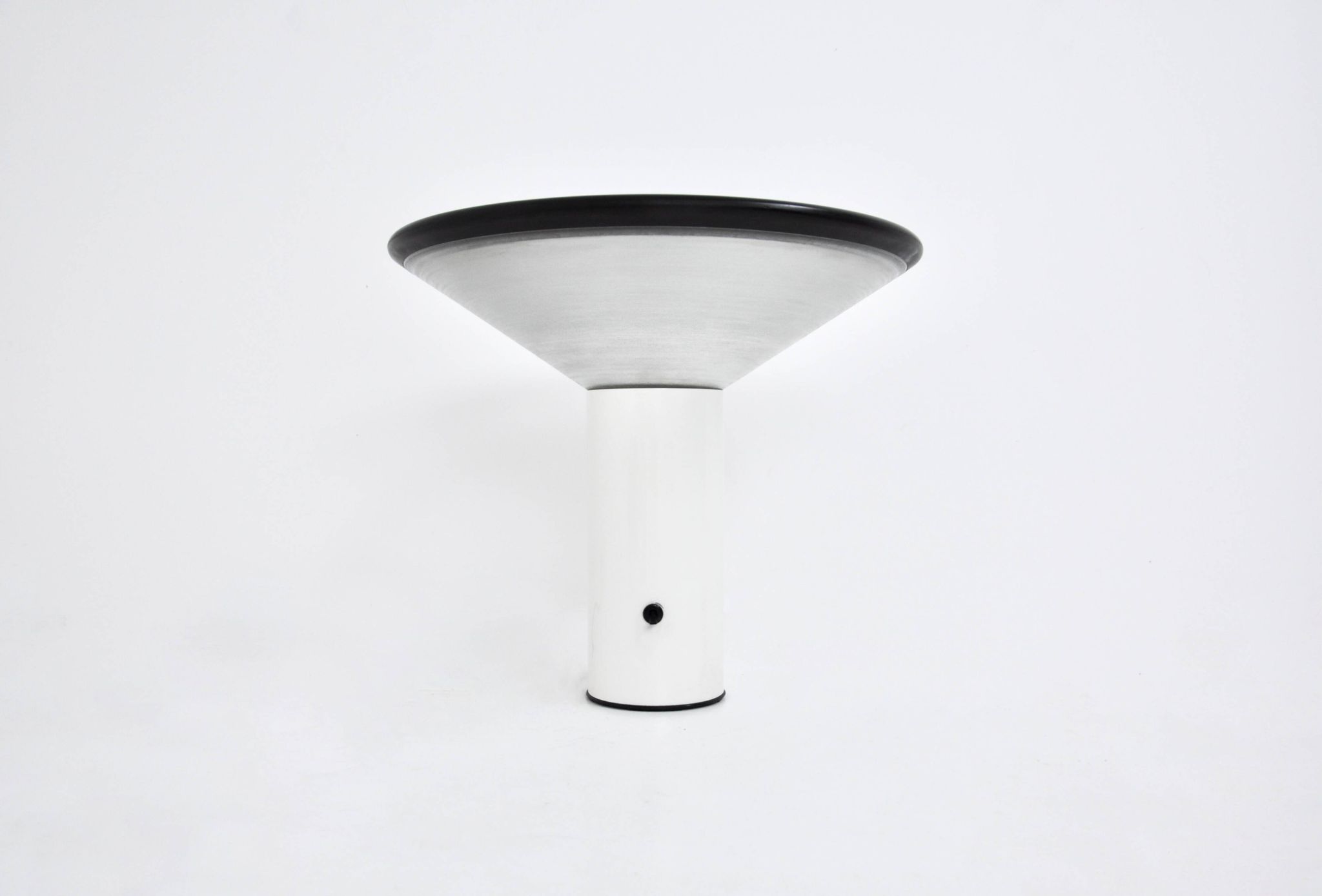 “Noa” table lamp by Gianfranco Frattini for Luci Italia, 1980s