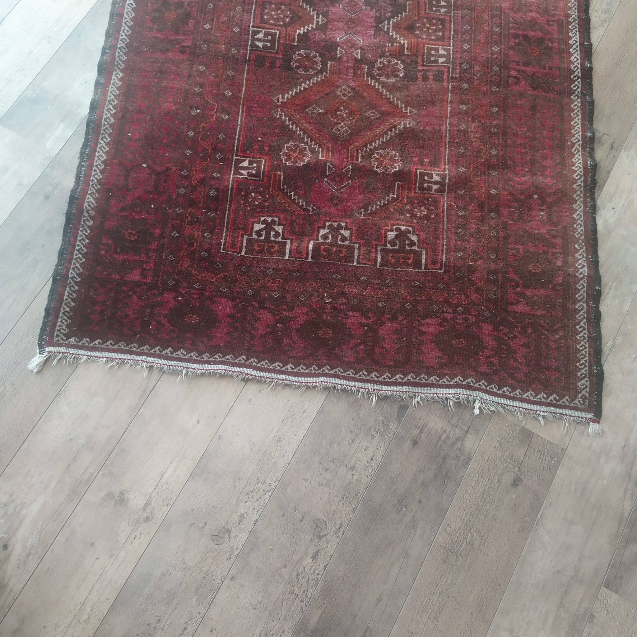 Hand-knotted Persian Beloutch rug in pure wool 200×100