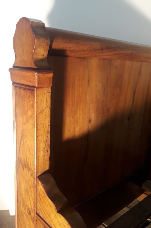 Louis philippe bed in walnut