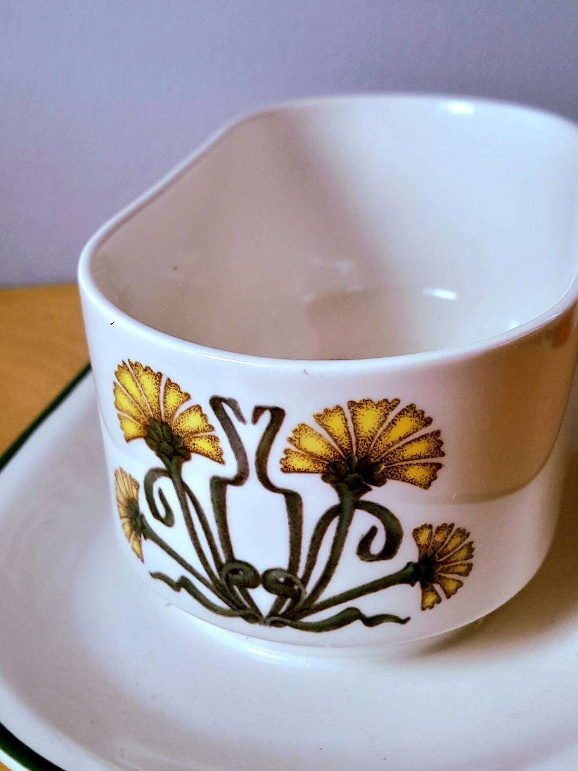 Sauceboat Villeroy and Boch, Atlantic.