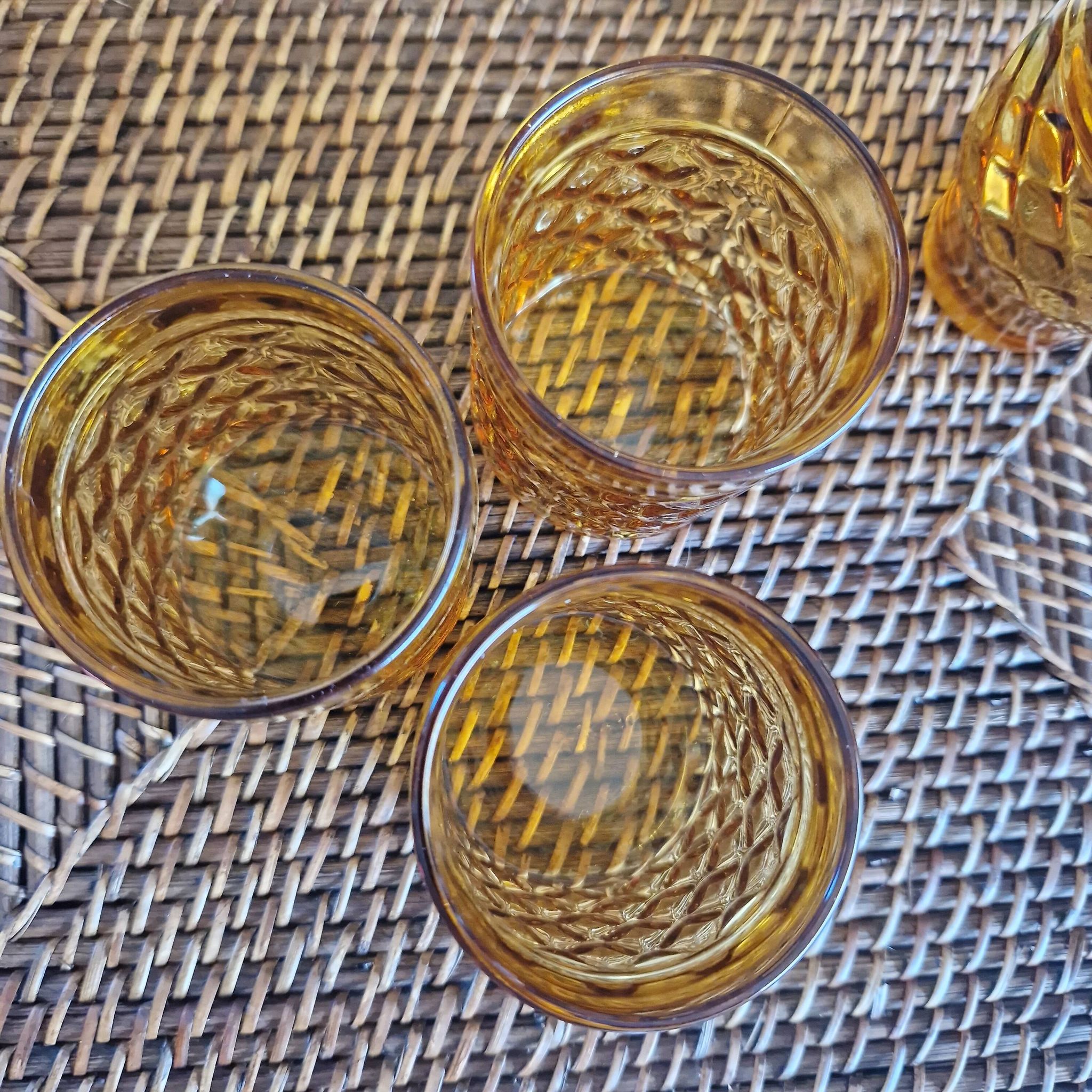 Set of 5 vintage glasses in amber yellow glass pernod france 2 assorted models