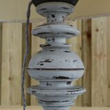 Lampe en bois patiné gris - ancien élément décoratif