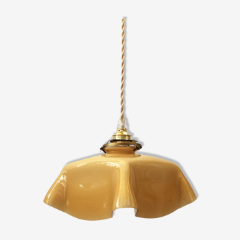 Suspension en opaline jaune pâle