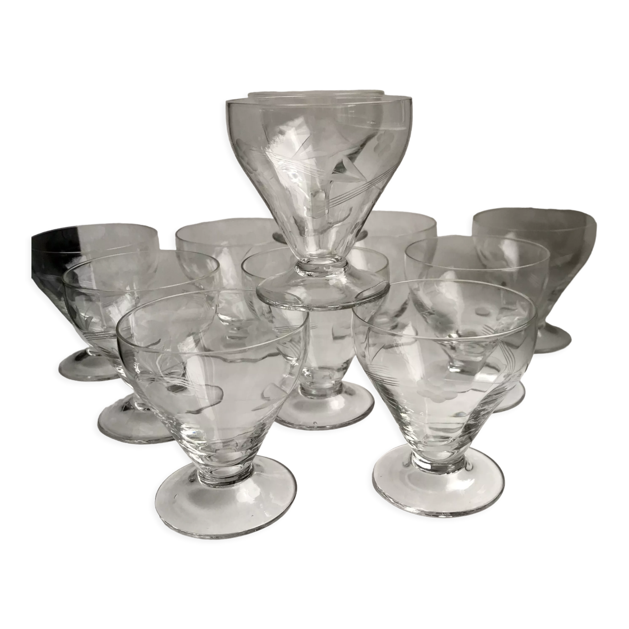 Set of 11 glasses with engraved glass stems 40-50s