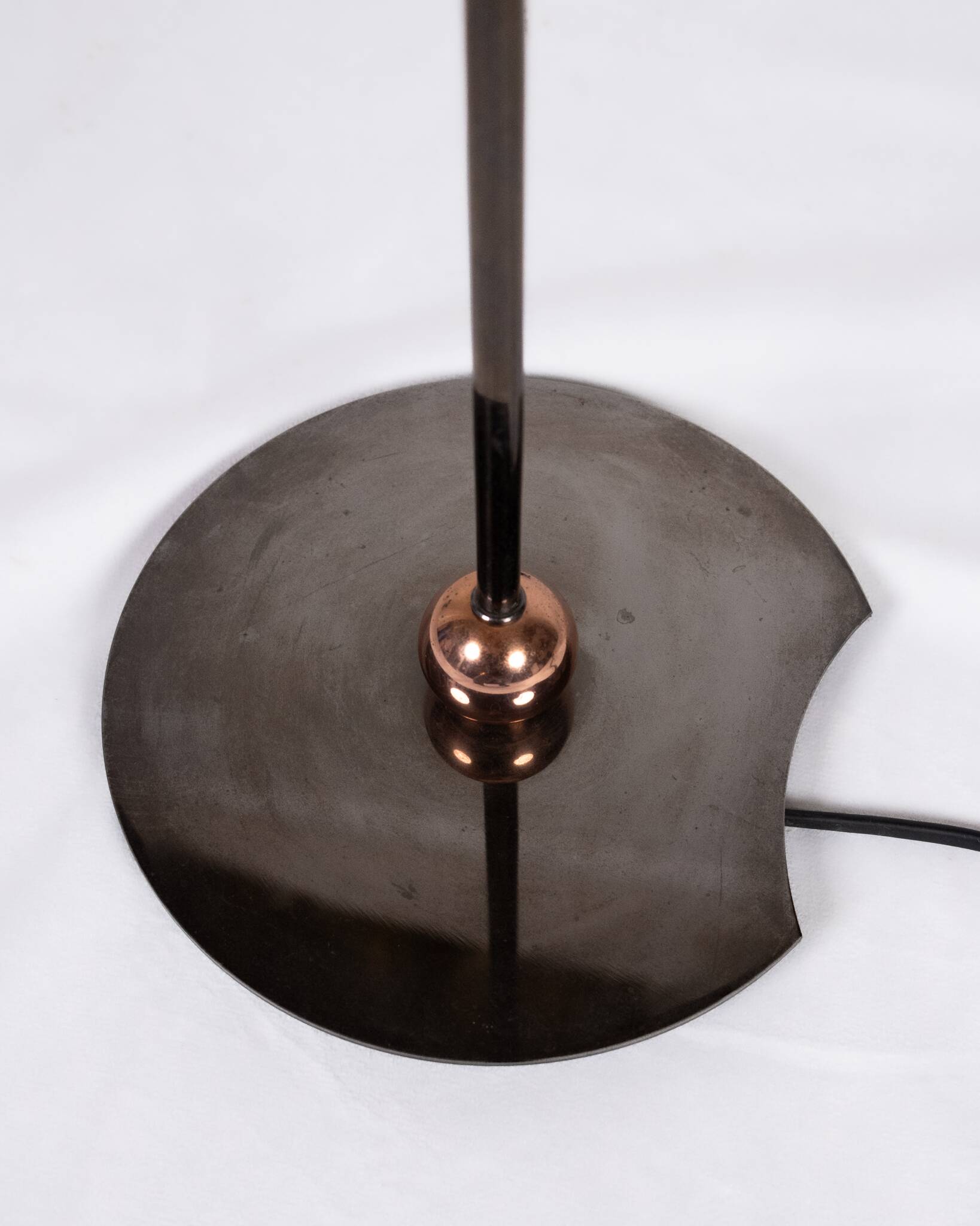 Memphis style zigzag floor lamp, 1980s