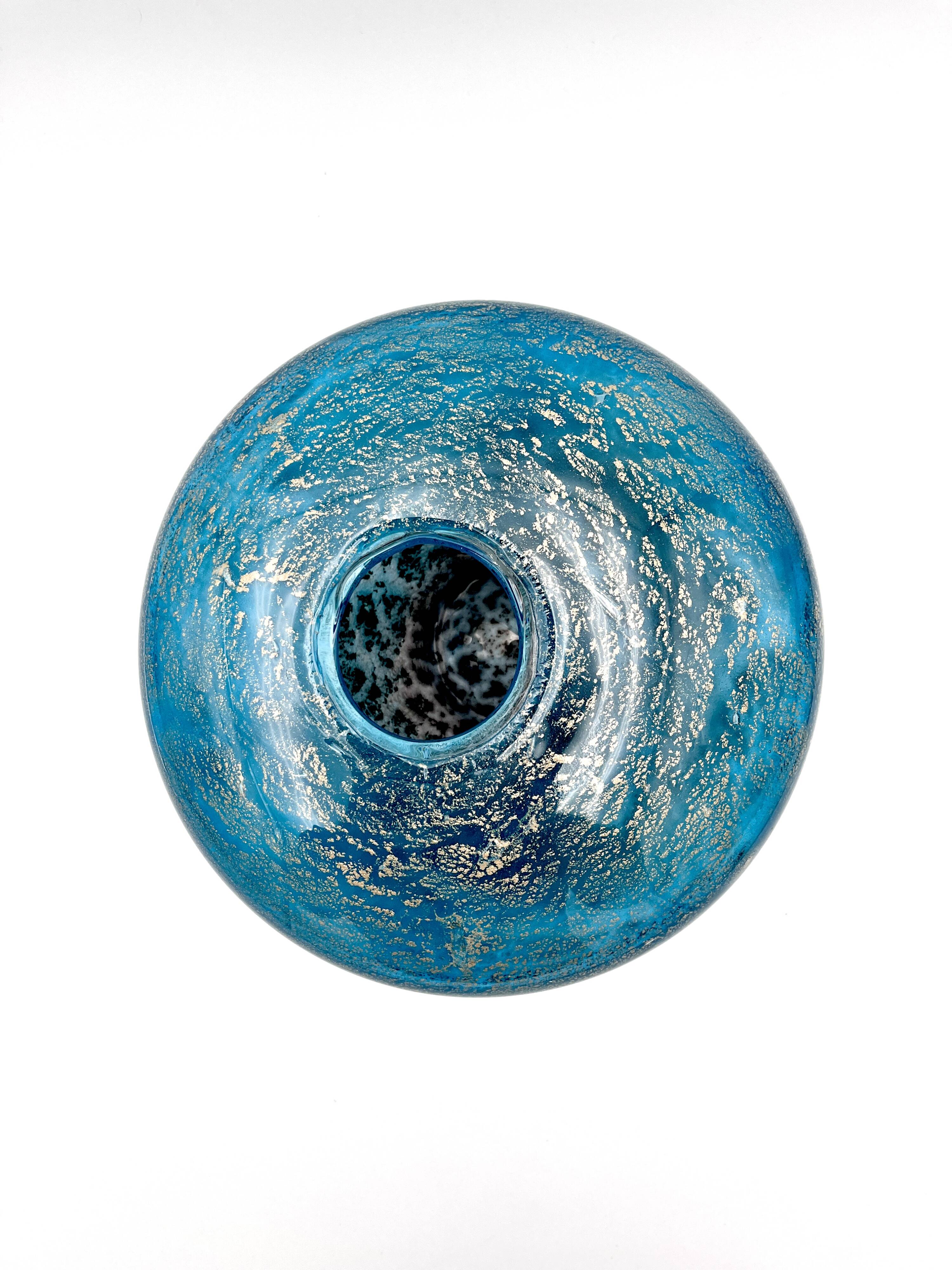 Masterpiece Murano: Lagoon Blue & 24K Gold Pebble Vase
