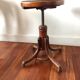 Tabouret réglable Thonet