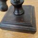 Petit globe terrestre sur pied en bois