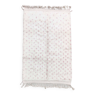 Beni Ouarain Berber rug with pink polka dots