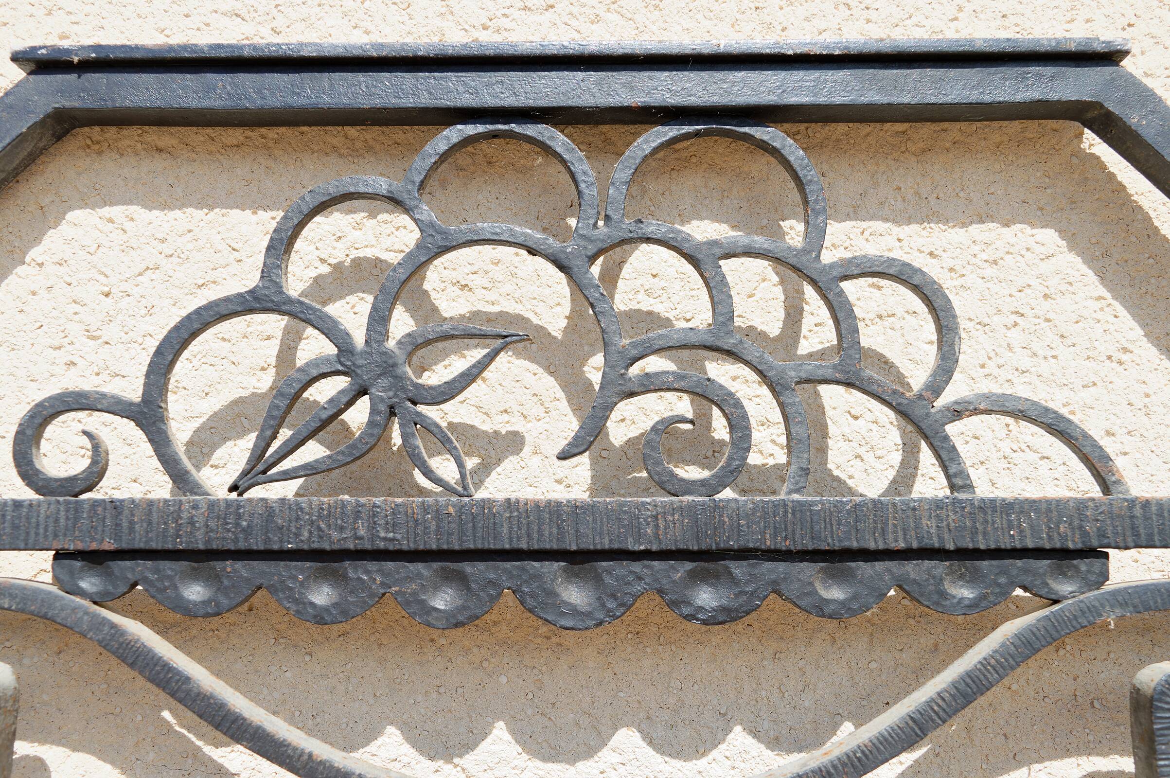 Pair of Art Deco wrought iron doors, circa 1925