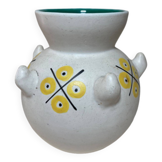 Ceramic vase