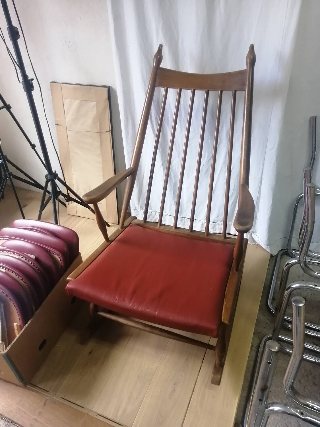 Guillemas vintage Scandinavian style rocking chair.