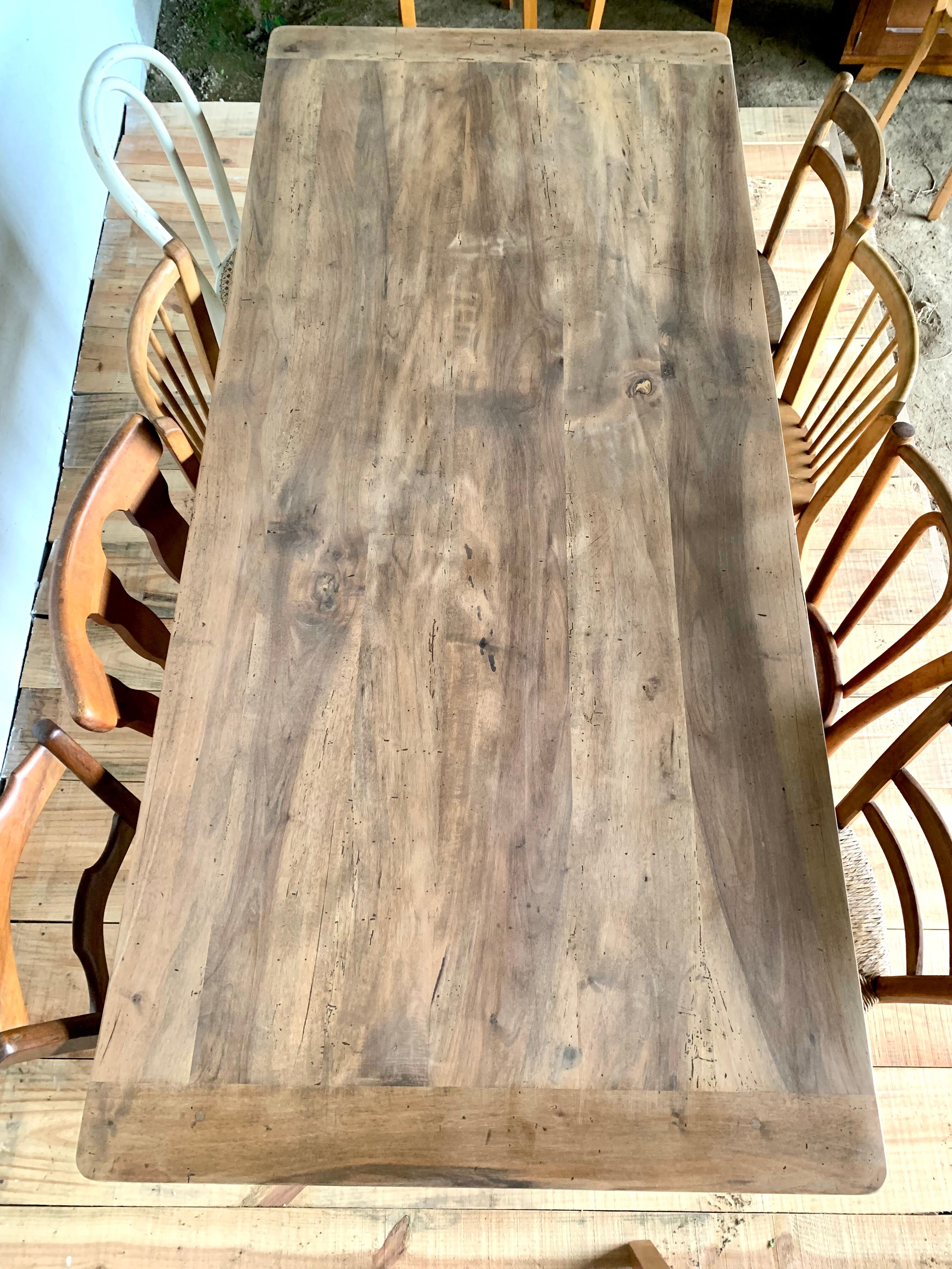 Farmhouse table