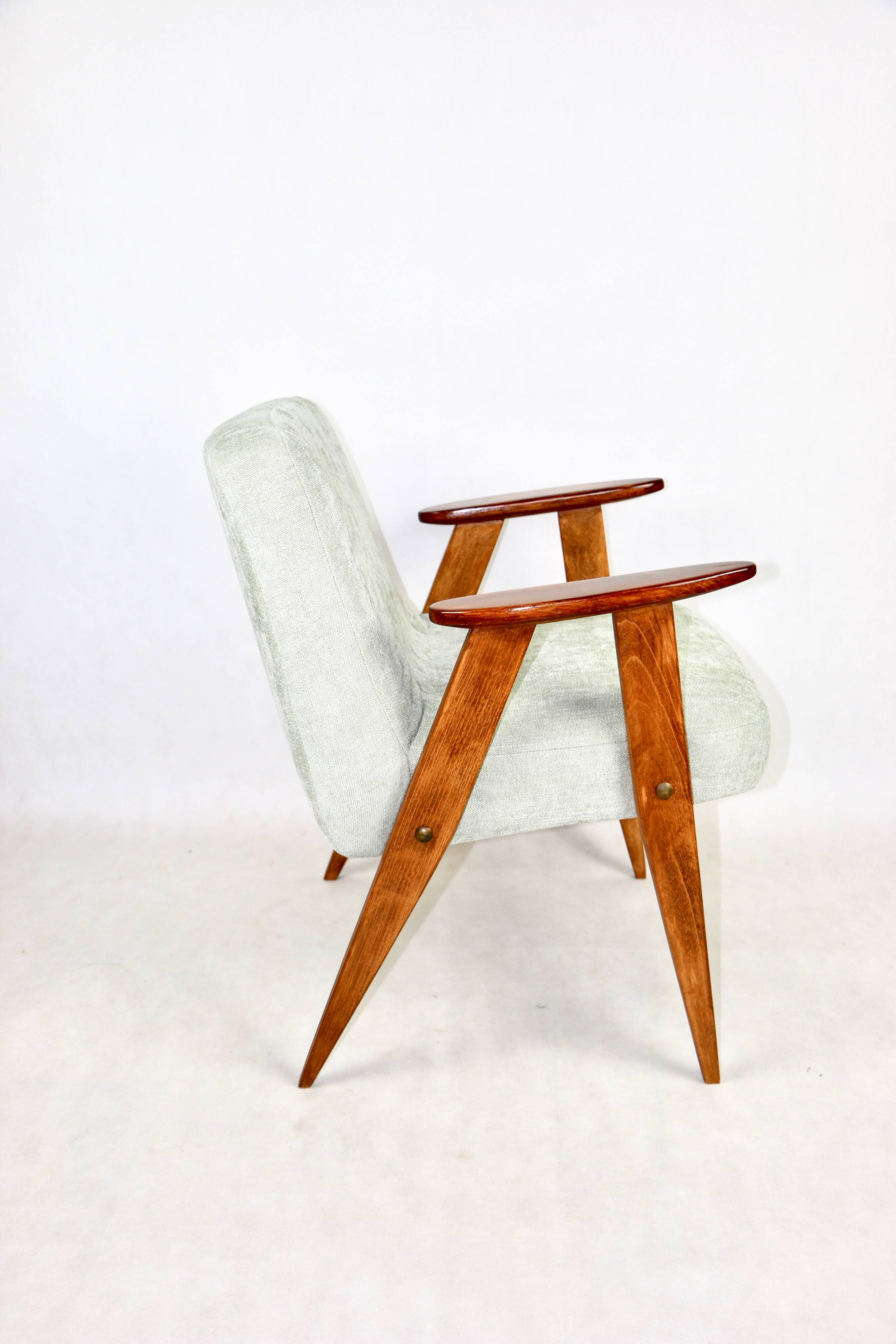 Fauteuil vintage Chierowski 366, années 1970, vert clair