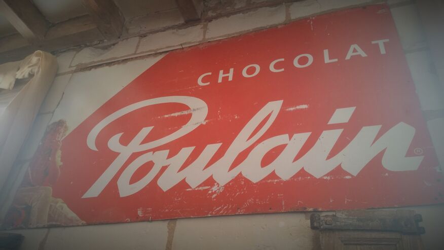 CHOCOLAT POULAIN,très grande enseigne Poulain,grand panneau