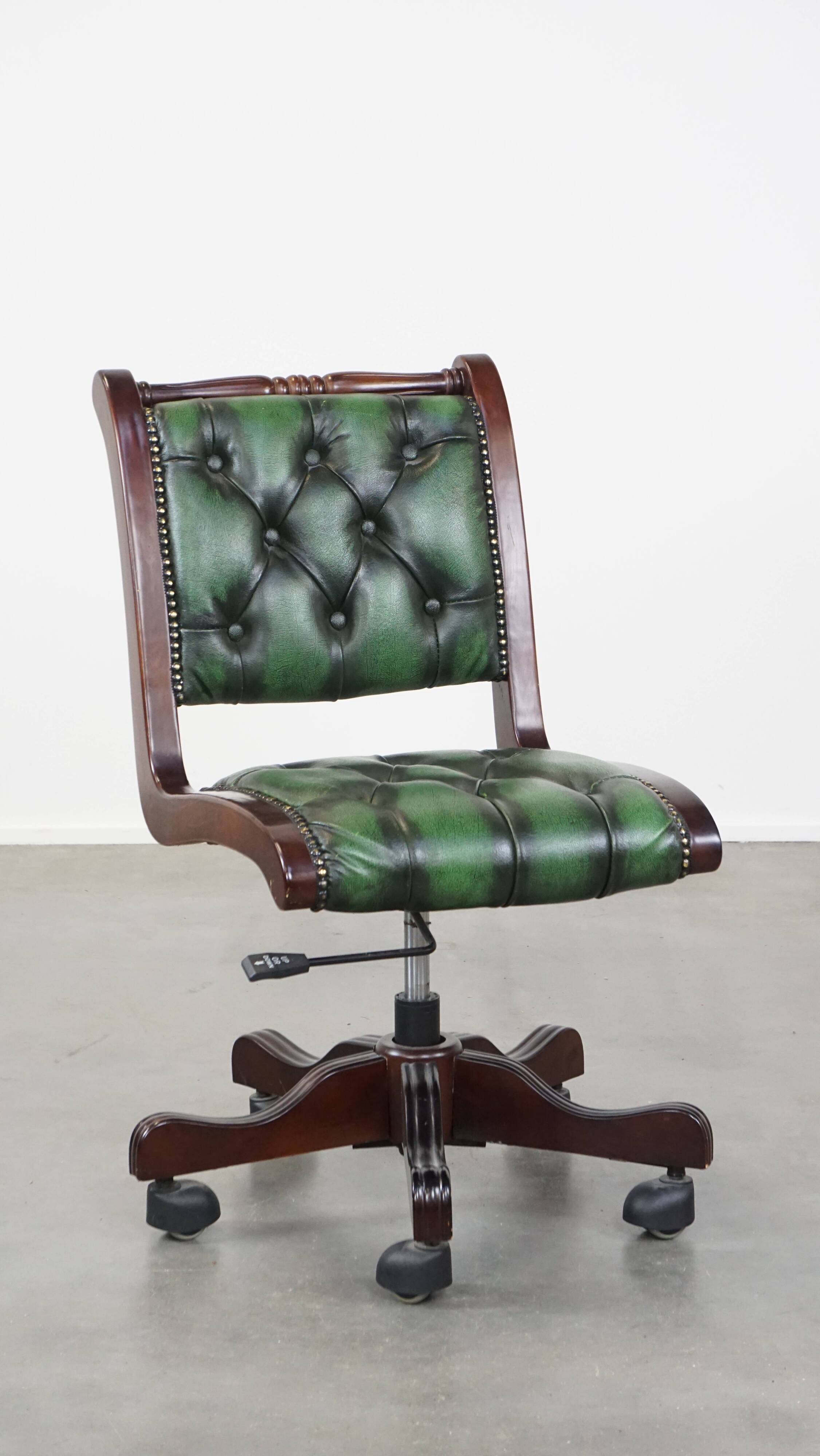 English Chesterfield office chair in green leather, height adjustable on casters