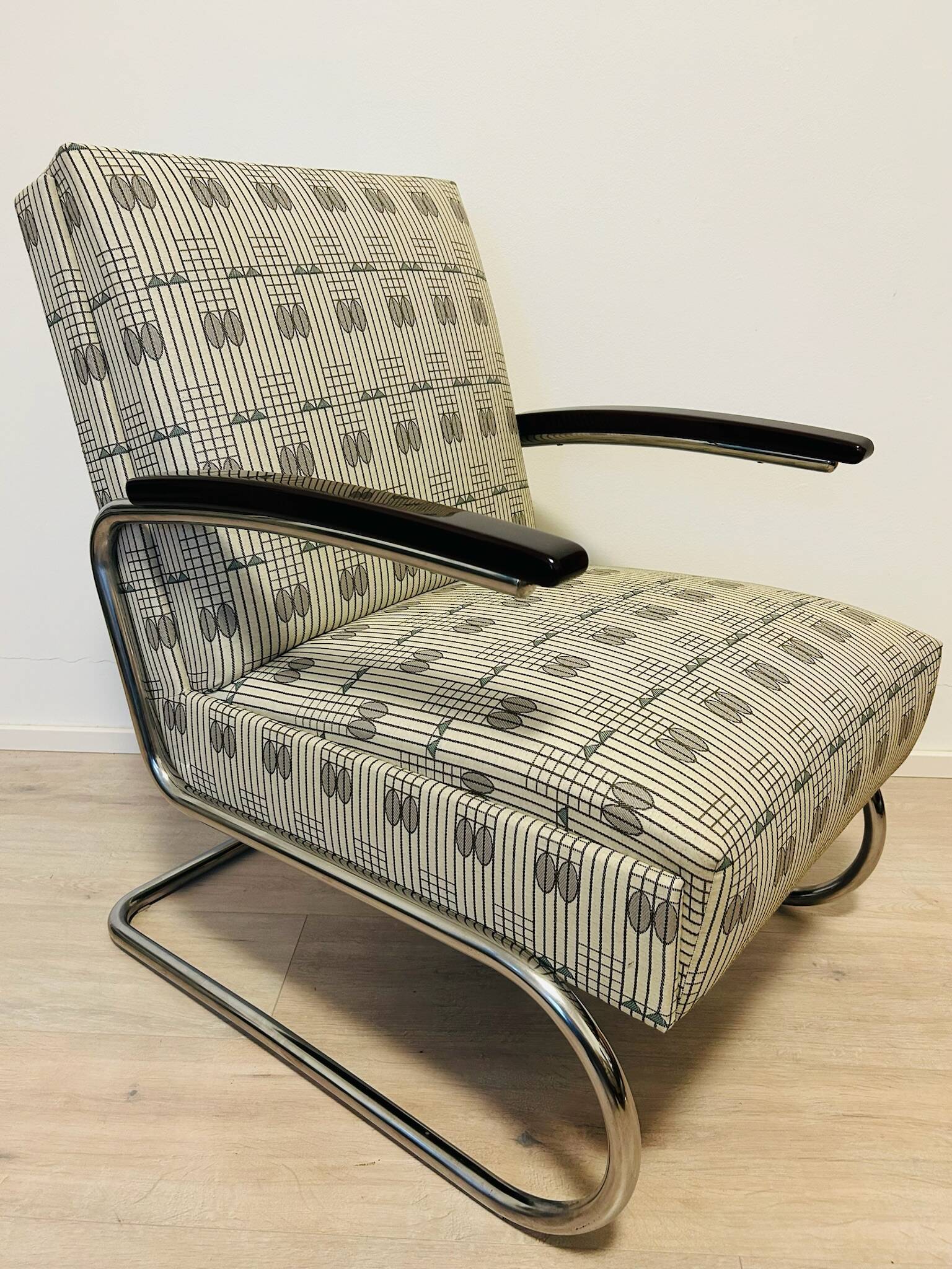 Pair of Mücke-Melder Fn24 bauhaus tubular steel chairs