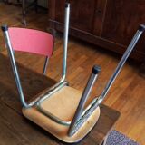 Lot 2 formica chairs