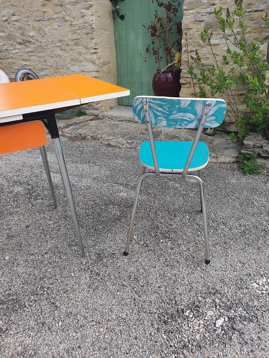 Formica table and chairs
