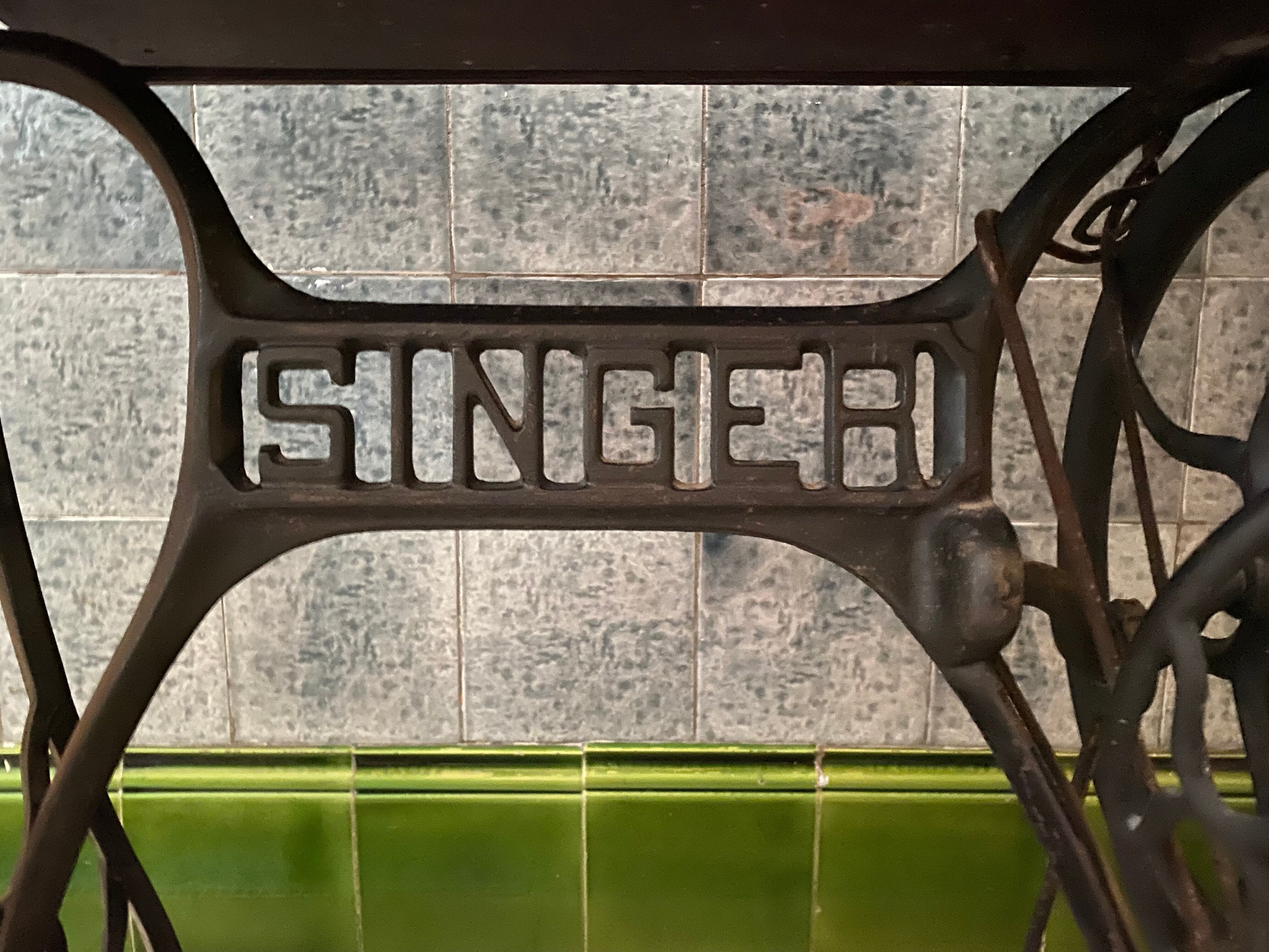 Superb old Singer sewing machine with its table