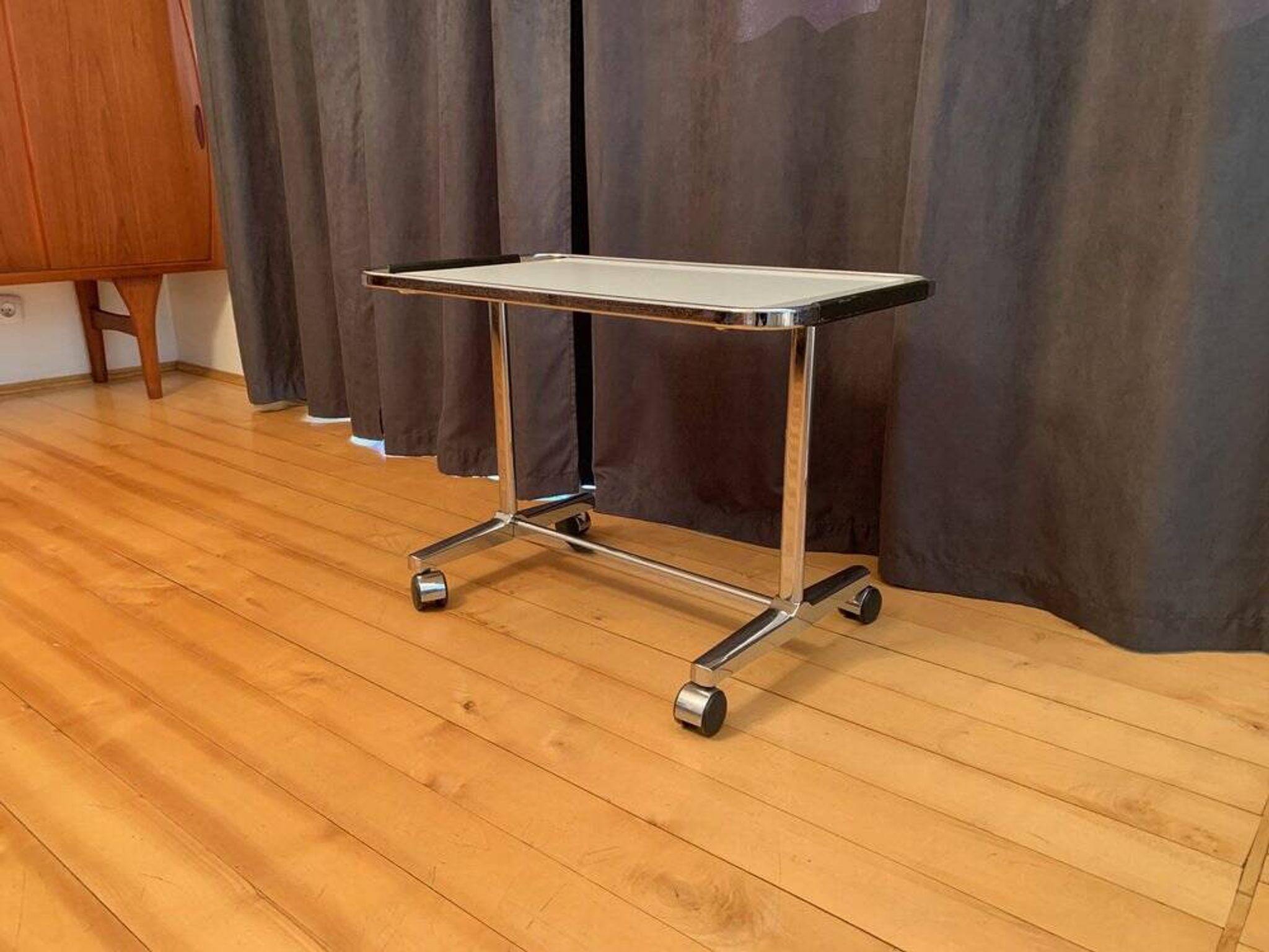 Side mobile table, 1970s